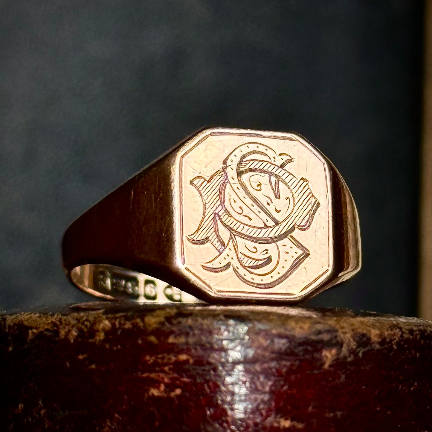 Antique Edwardian Monogram Signet Ring in 9 Carat Gold
