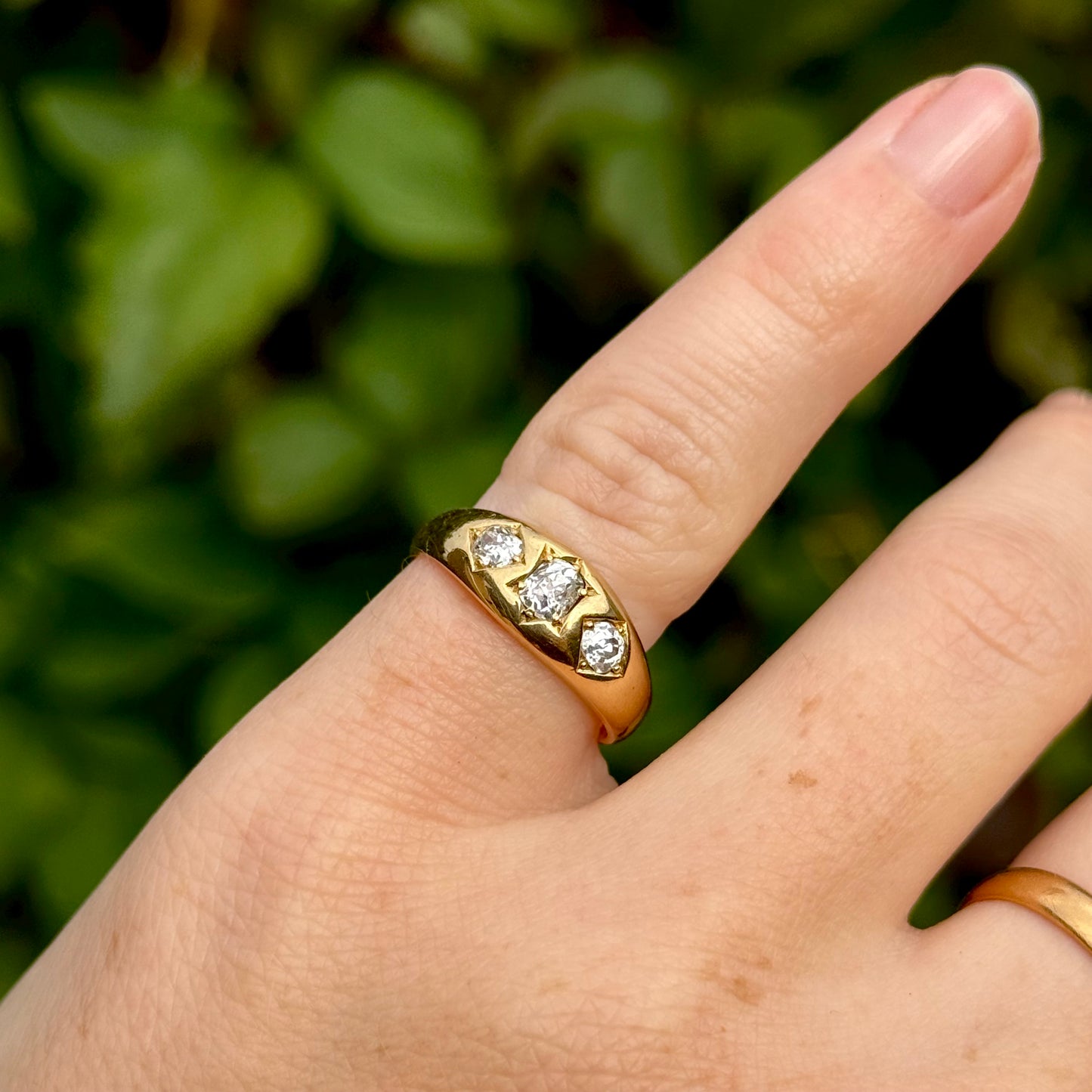 Antique Diamond Trilogy Ring in 18 Carat Gold