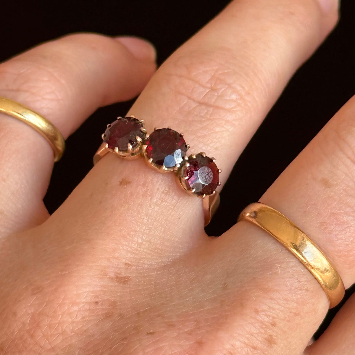 Antique Garnet Trilogy Ring in 9 Carat gold; Circa 1913