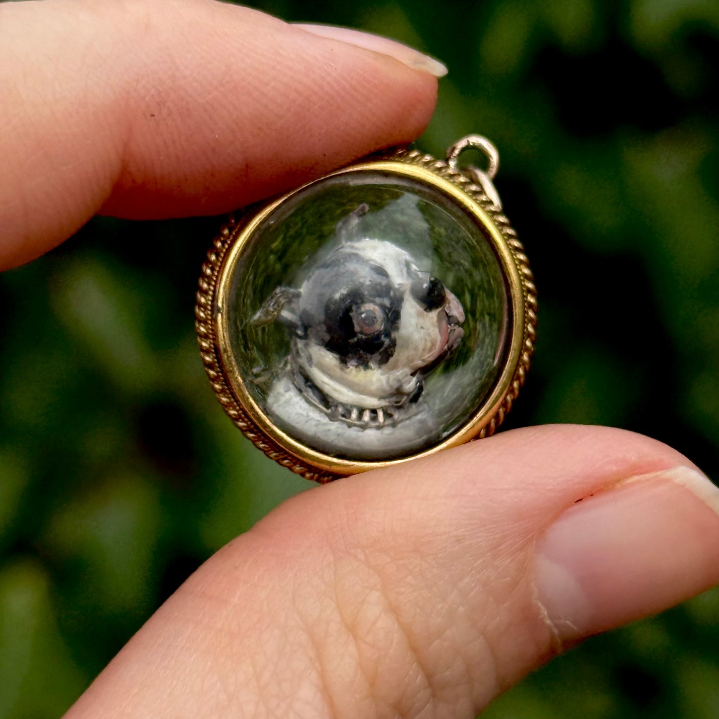 Victorian Dog Essex Crystal Pendant in 9 Carat Gold
