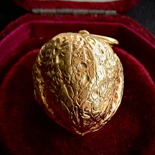 Substantial Vintage Life Size Walnut Locket in 9 Carat Gold
