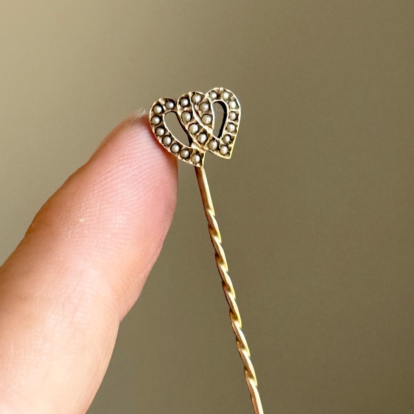 Antique Victorian Double Heart Pearl Pin in 9 Carat Gold