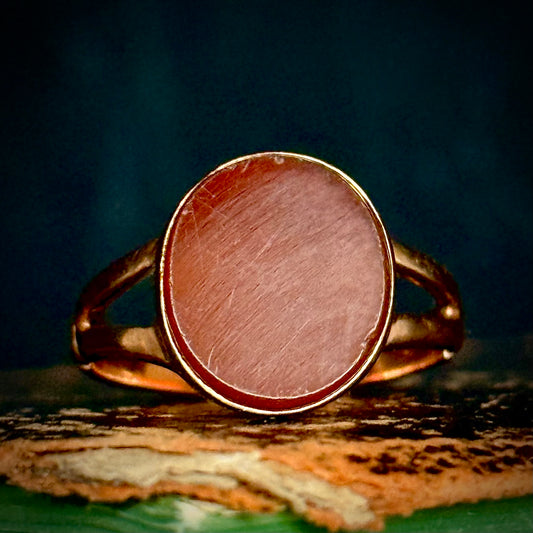 Antique Victorian Carnelian Ring in 9 Carat Gold