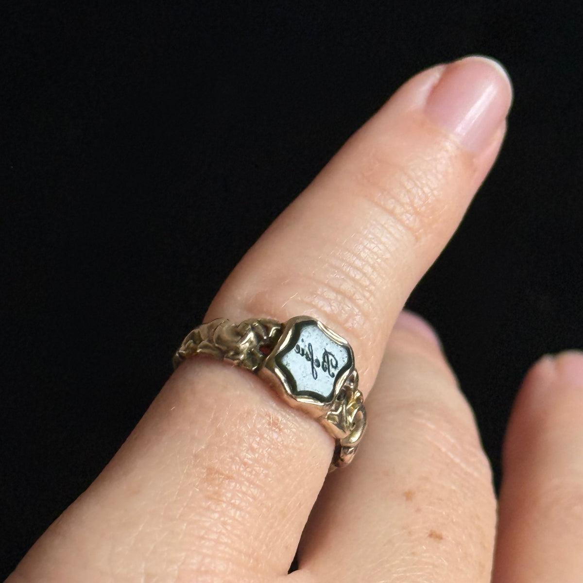 Georgian Bloodstone Signet Ring with “Betsie” Inscription in 9 Carat Gold