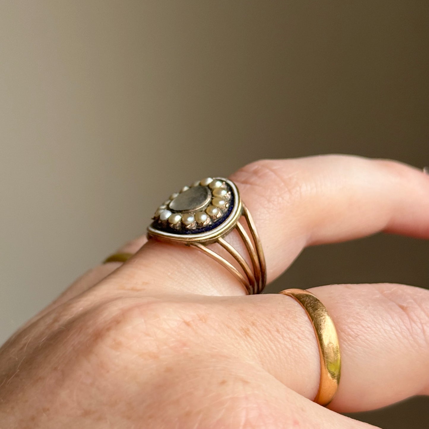 Antique Georgian Enamel Mourning Ring