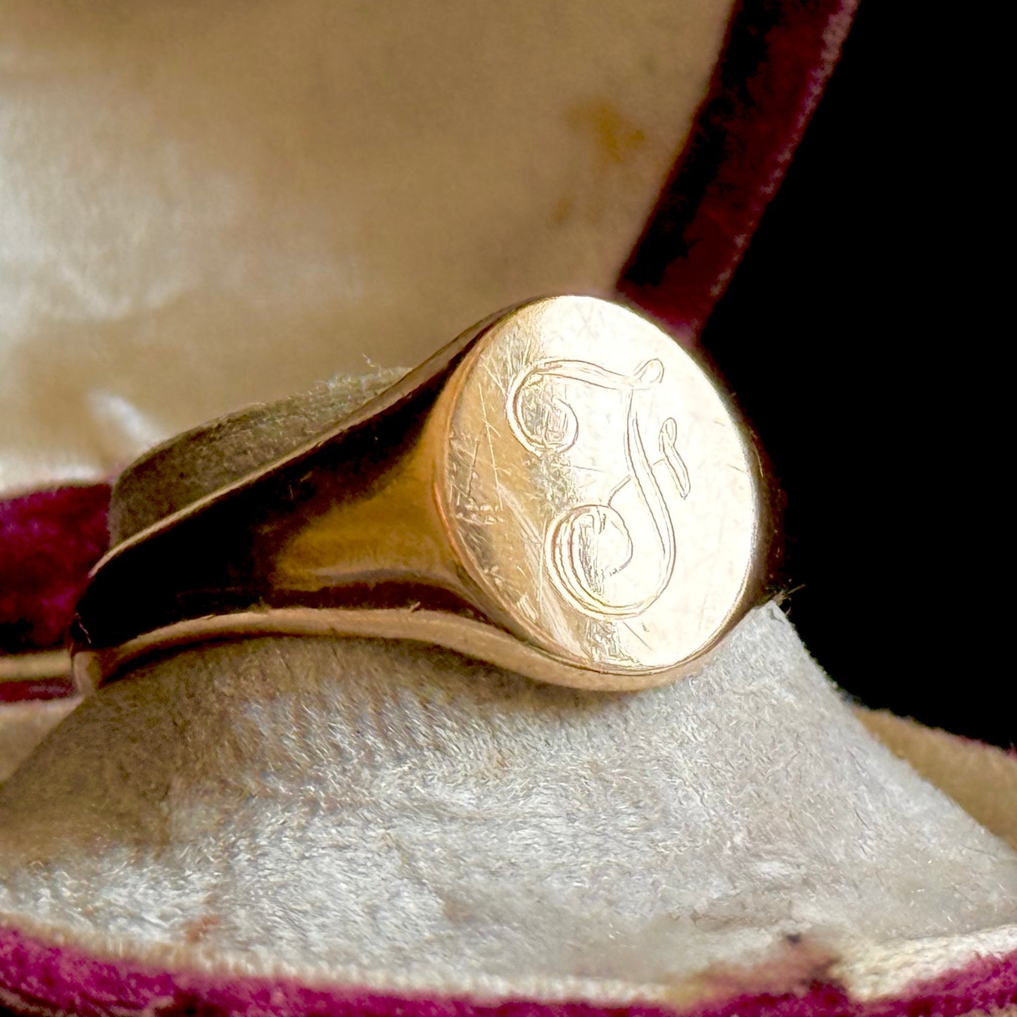 Vintage 'F' Signet Ring in 9 Carat Gold; Circa 1992