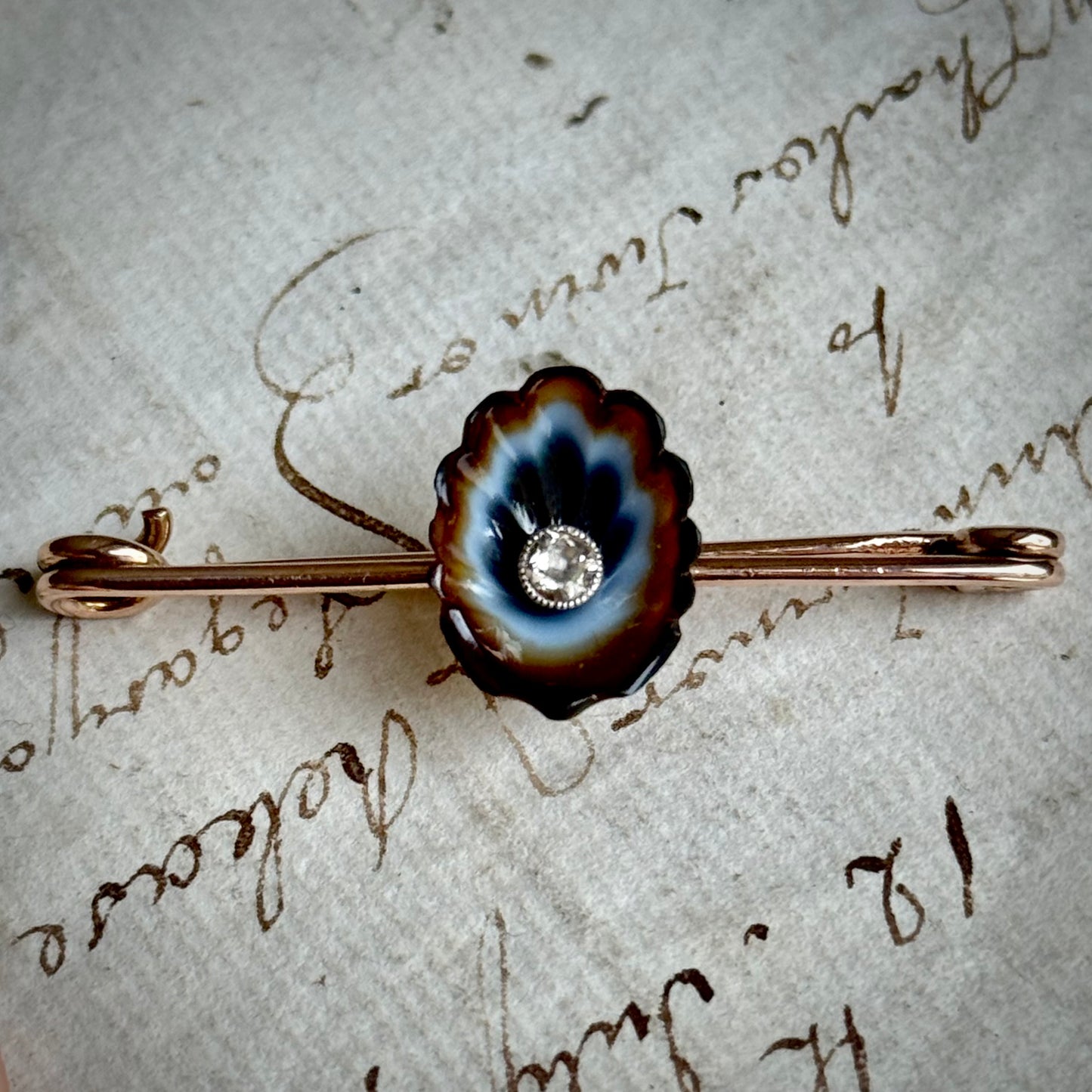 Antique Victorian Agate Shell & Diamond Brooch in 9 Carat Gold.