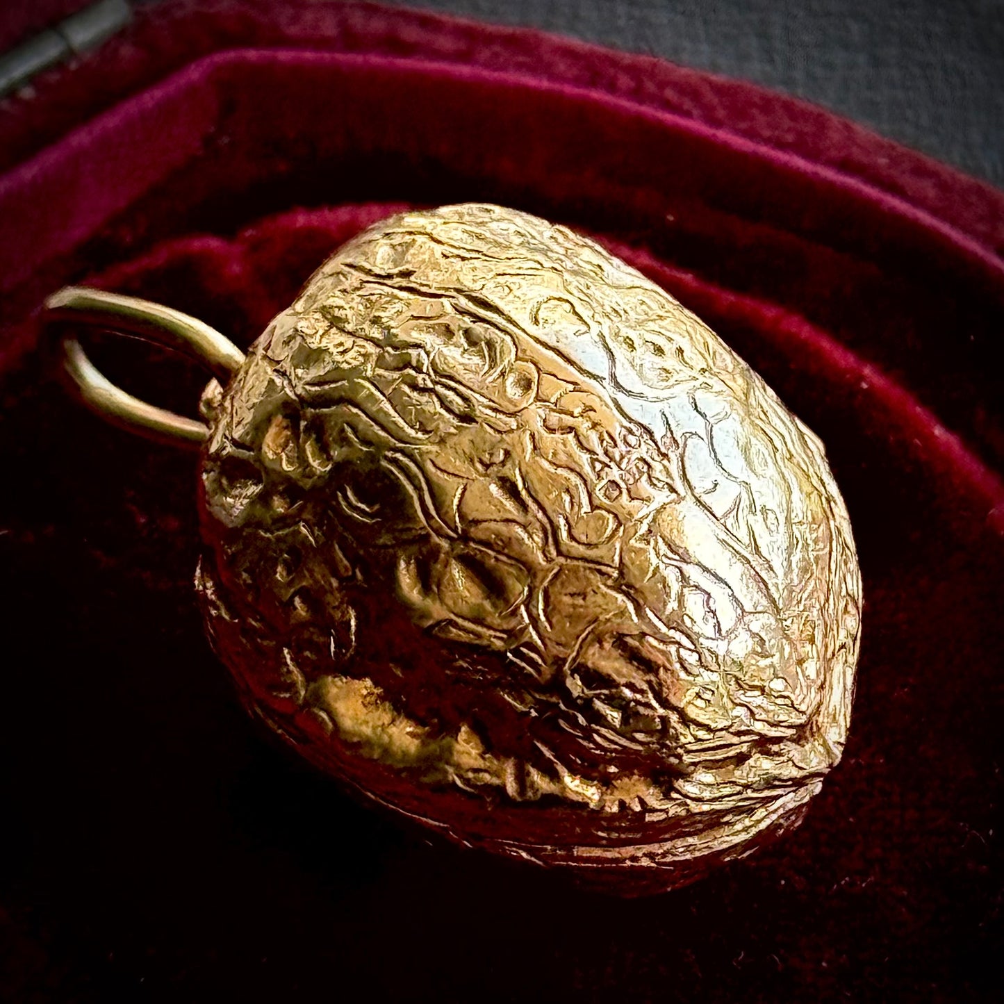 Substantial Vintage Life Size Walnut Locket in 9 Carat Gold