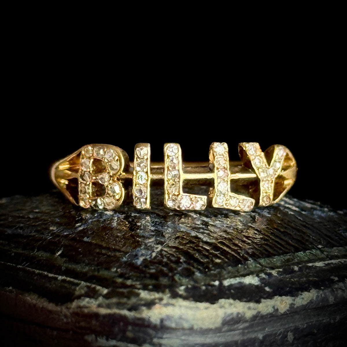 Antique Victorian Diamond 'Billy' Ring in 18 Carat Gold; circa 1899