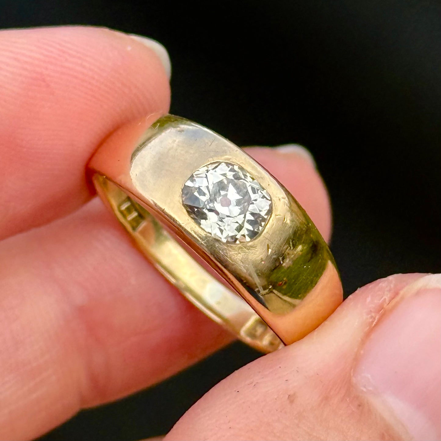 Antique Victorian Oval Diamond Ring in 18 Carat Gold; Circa 1885