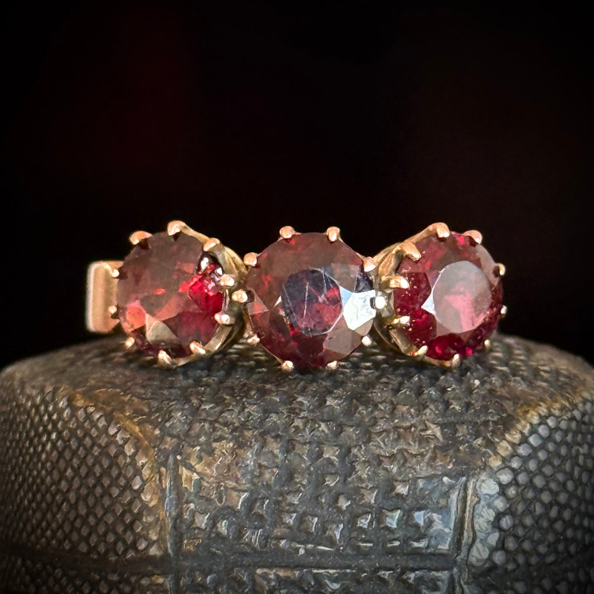 Antique Garnet Trilogy Ring in 9 Carat gold; Circa 1913