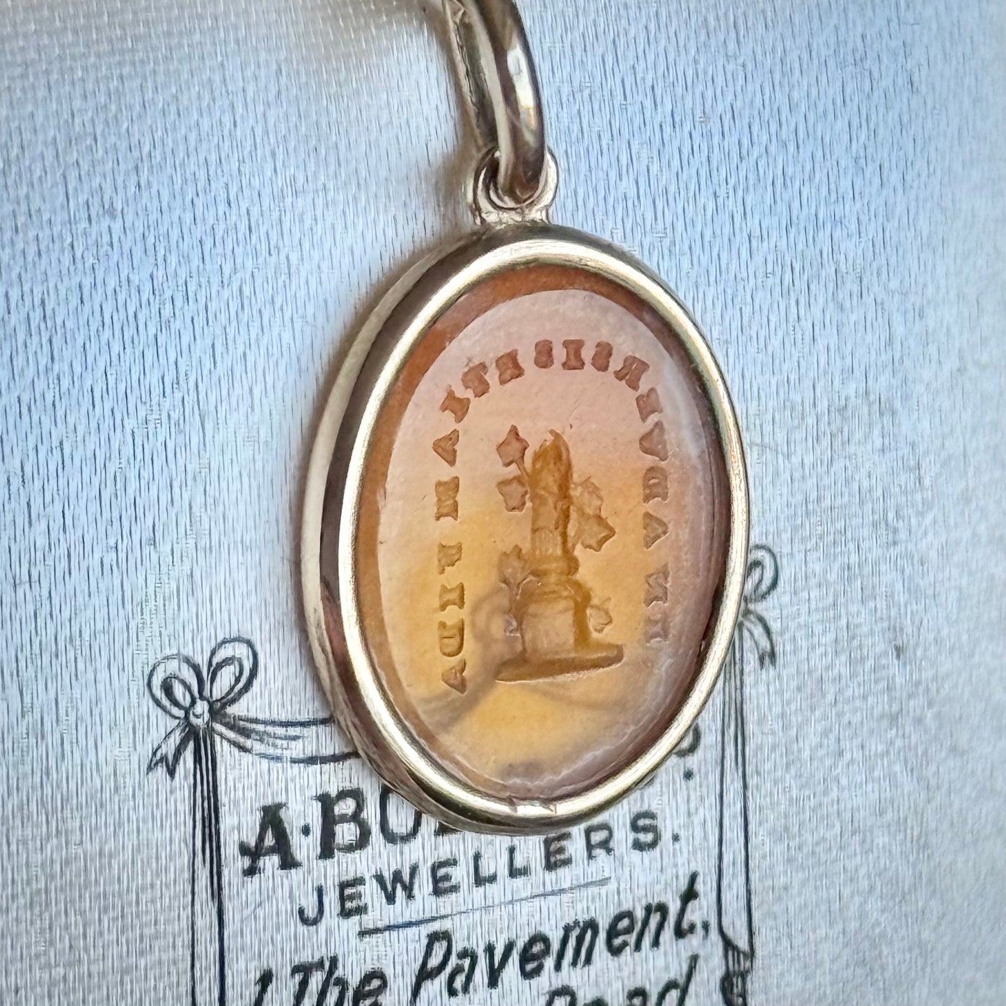 Antique Seal 'In Adversis Etiam Fide' Pendant in 9 Carat Gold