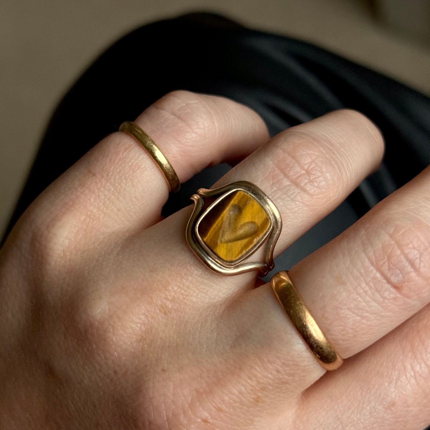 Vintage Carved Tiger's Eye Ring in 9 Carat Gold