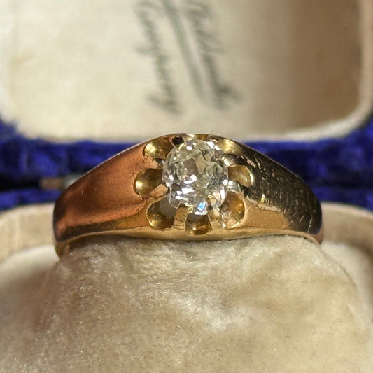 Antique Old Cut Diamond Ring in 18 Carat Gold' Circa 1900