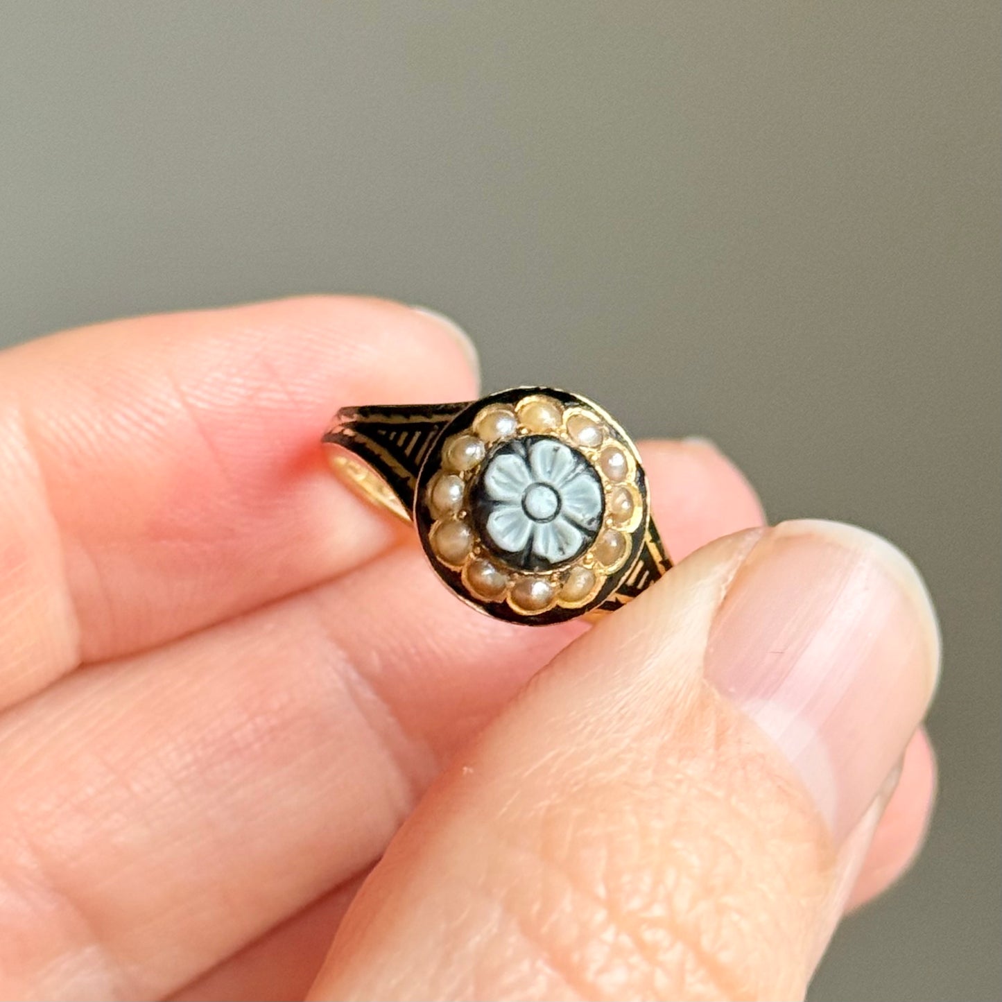 Victorian Mourning Ring in 15 Carat Gold; Circa 1848
