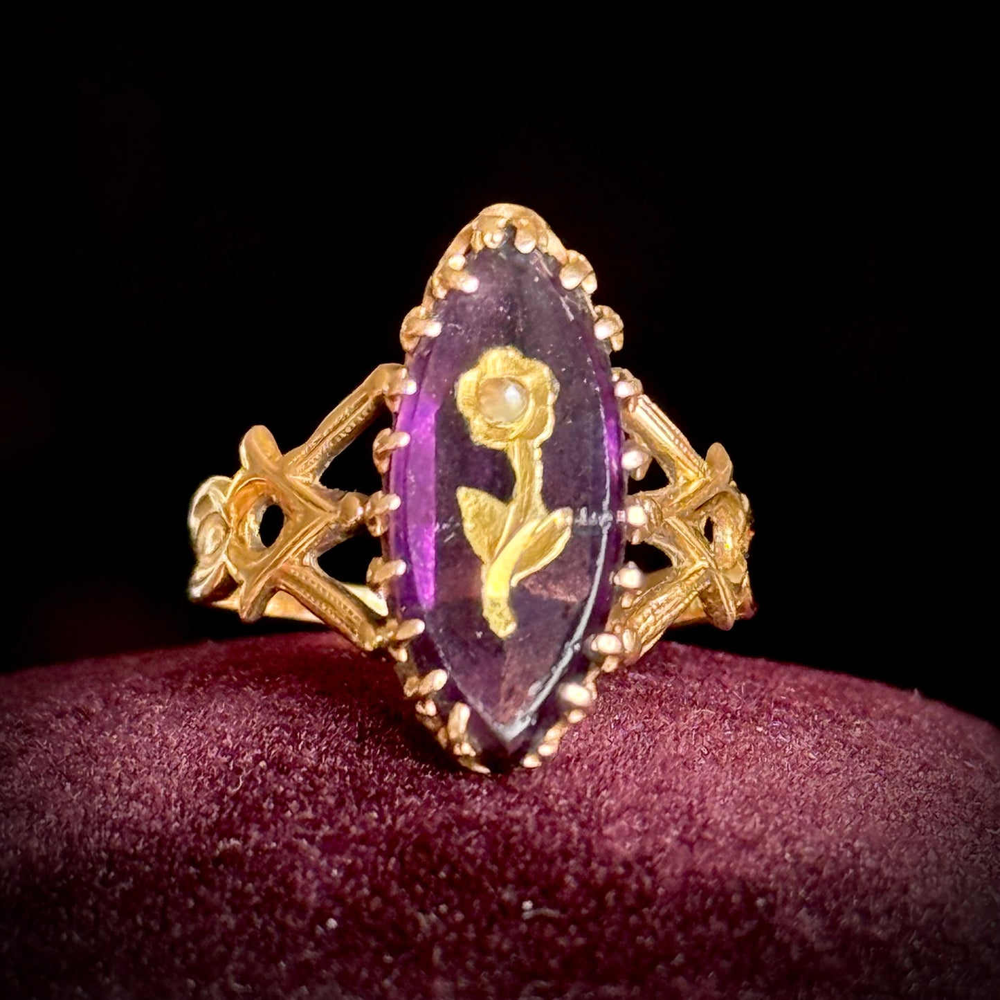 Antique Rose of Sharon Carat Gold in 18 Carat; Circa 1890