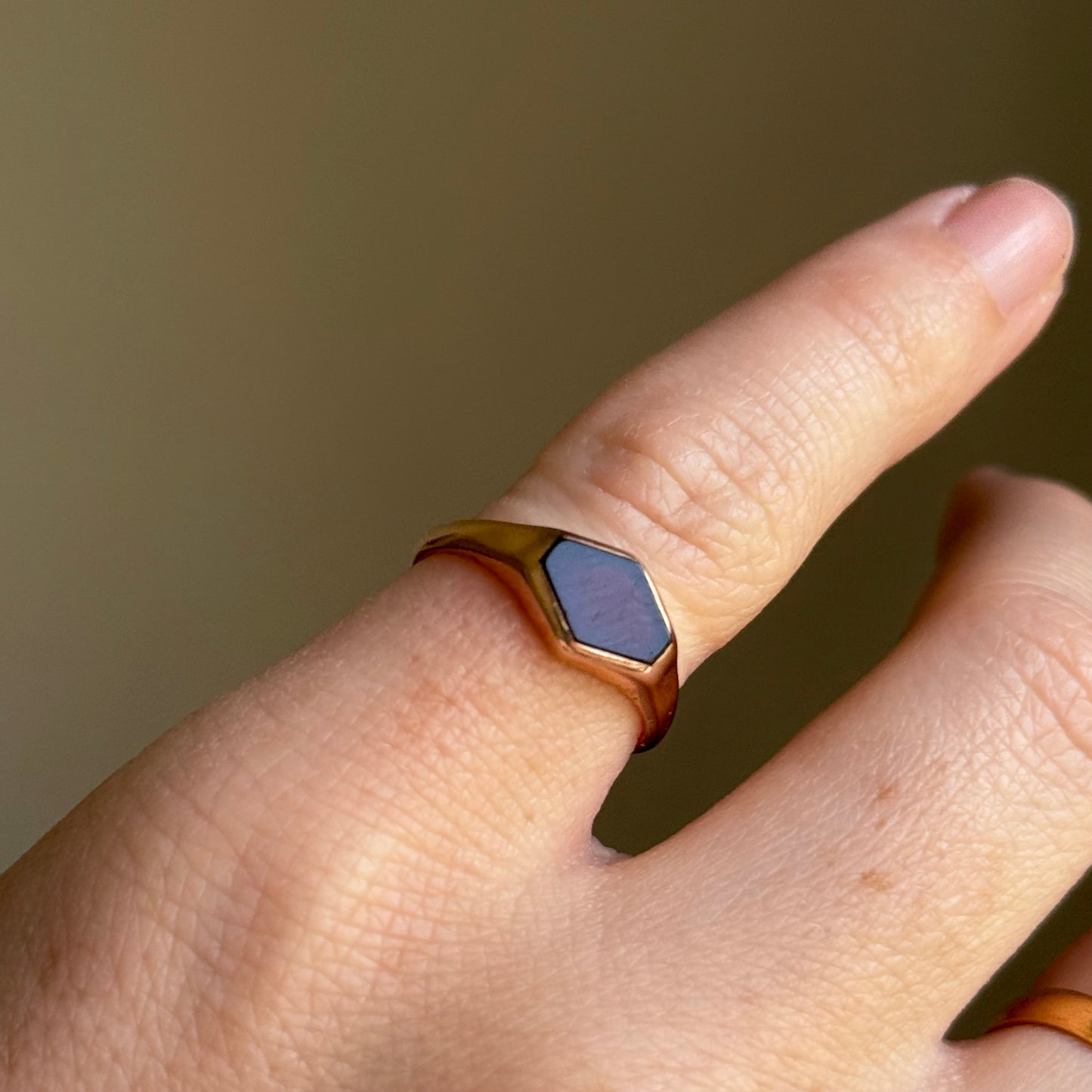 Antique Carnelian Signet Ring in 9 Carat Rose Gold