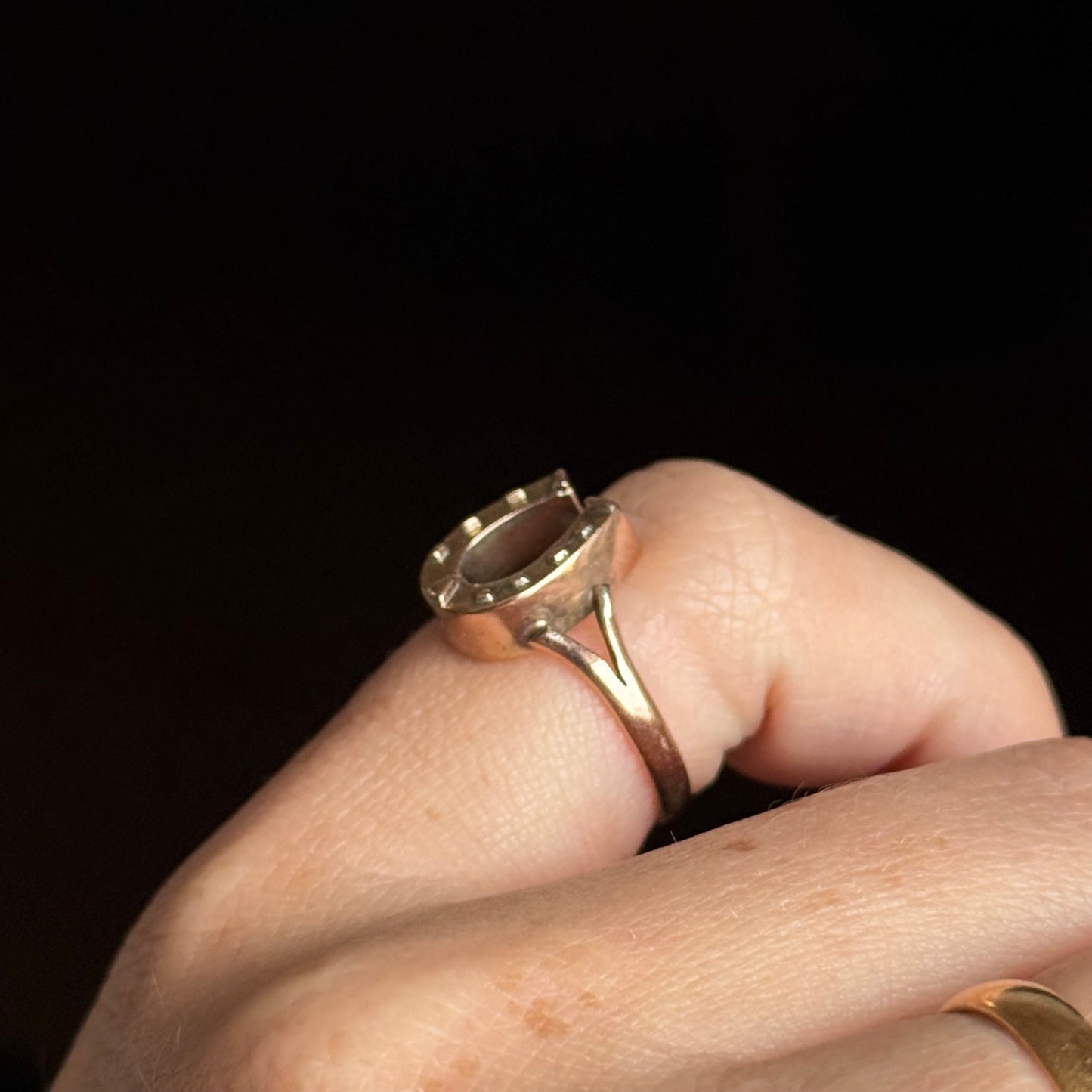 Antique Lucky Horseshoe Ring in 9 Carat Gold; Circa 1911