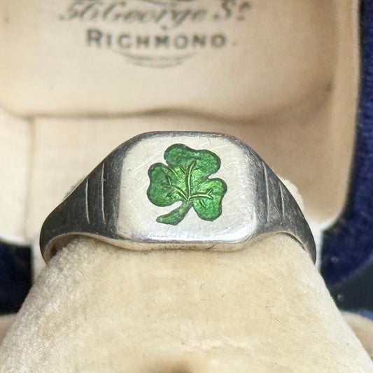 Vintage Enamel Shamrock Ring in Sterling Silver