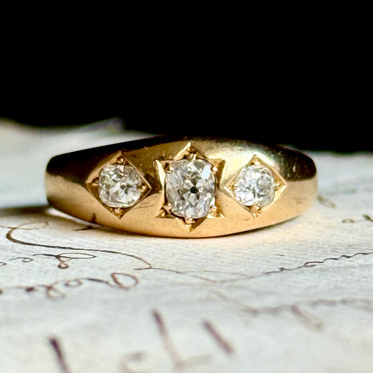 Antique Diamond Trilogy Ring in 18 Carat Gold