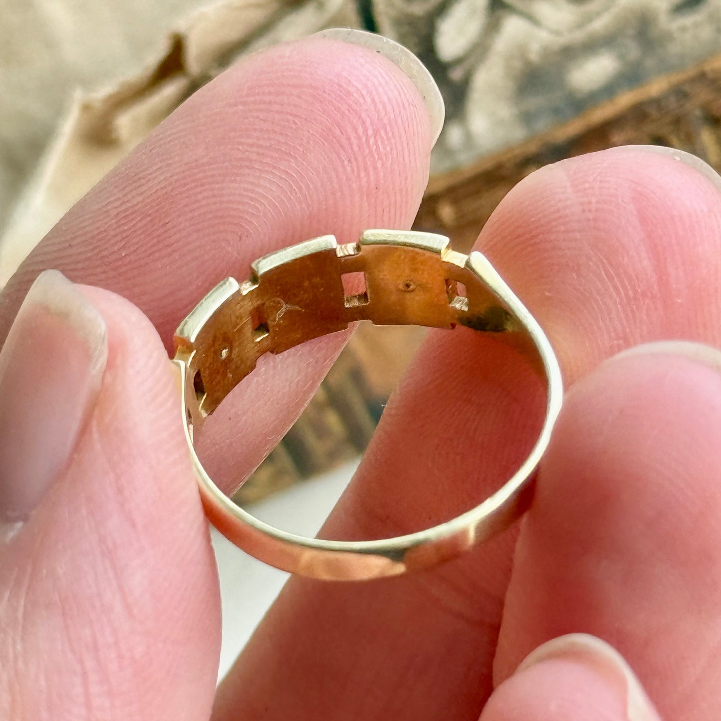 Antique Victorian Citrine & Emerald Ring in 15 Carat Gold