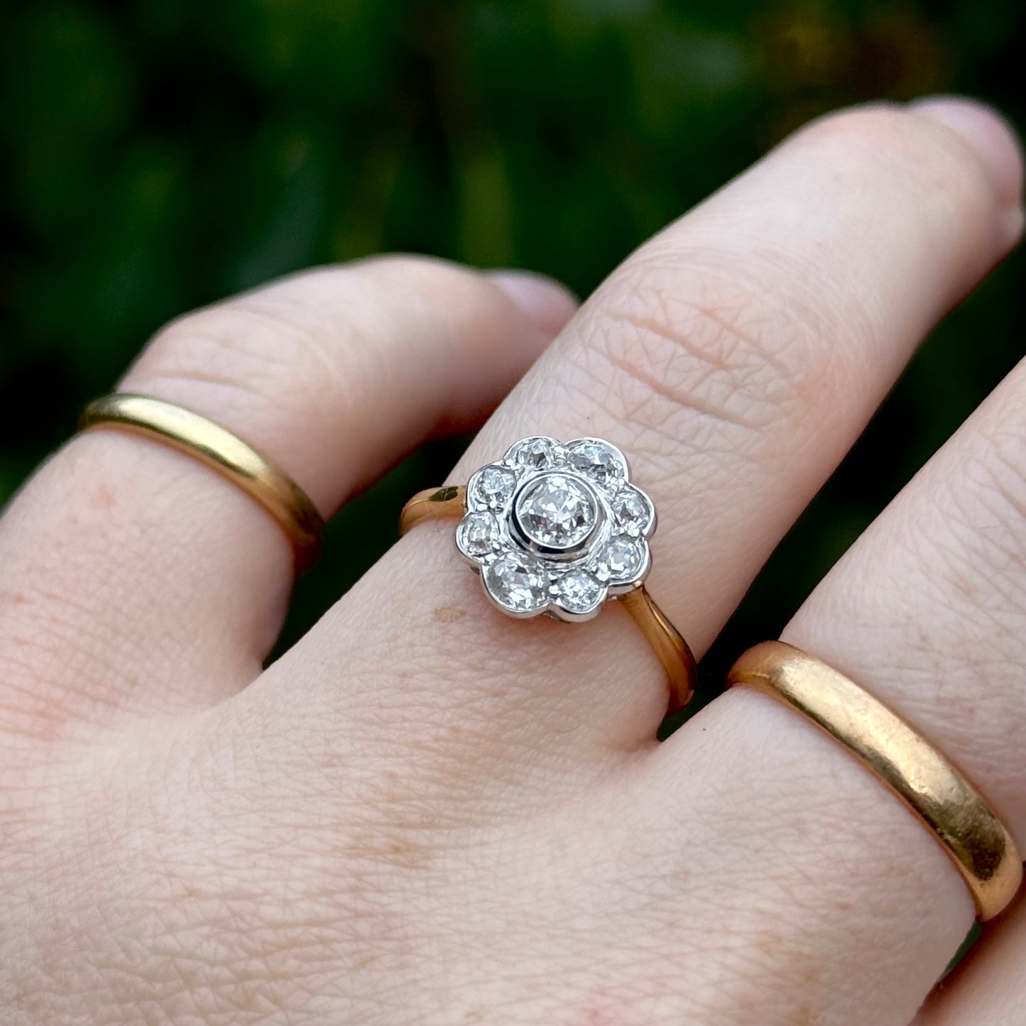 Antique Victorian Diamond Daisy Cluster Ring in 18 Carat Gold; Circa 1895