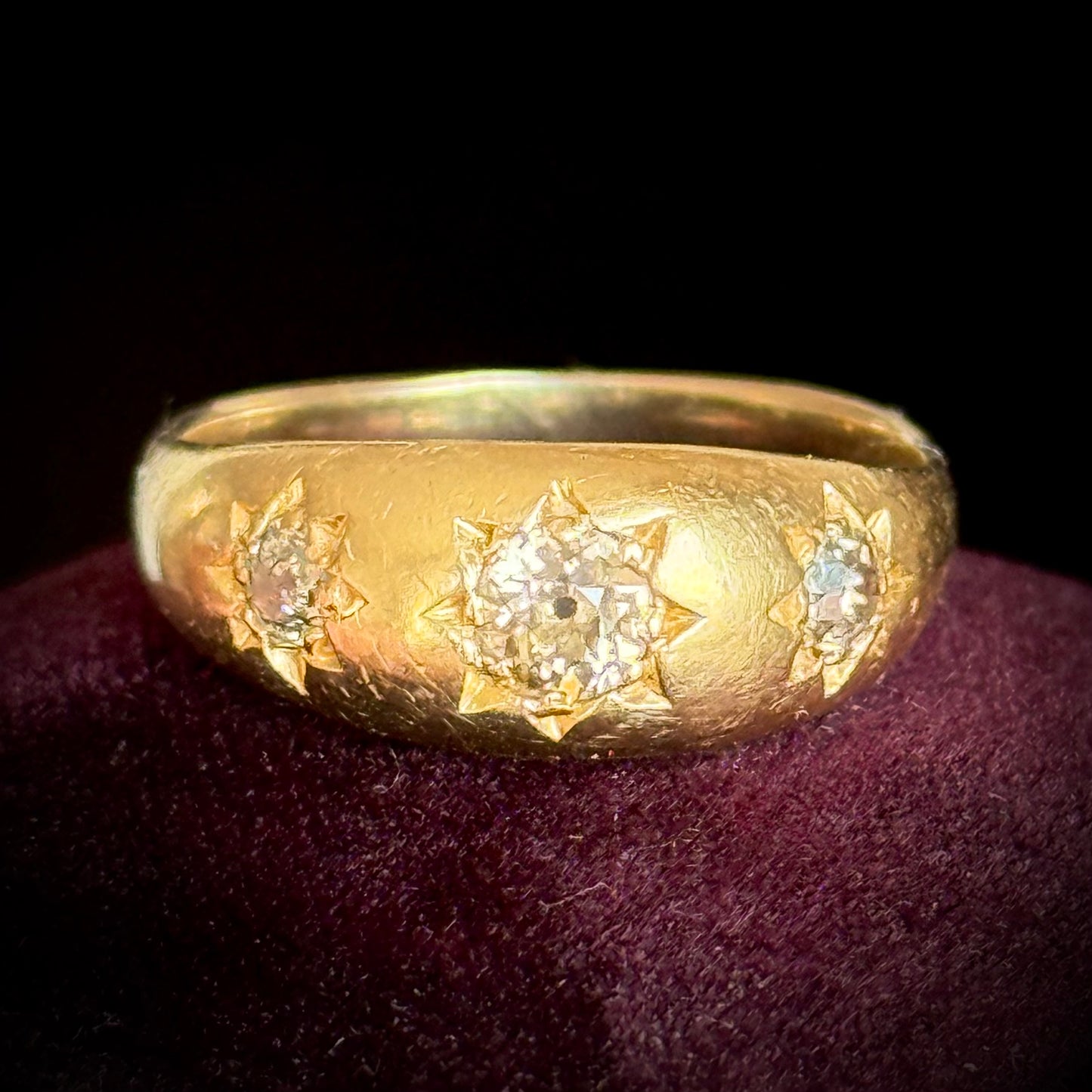 Antique Victorian Diamond Ring in 18 Carat Gold; Circa 1880