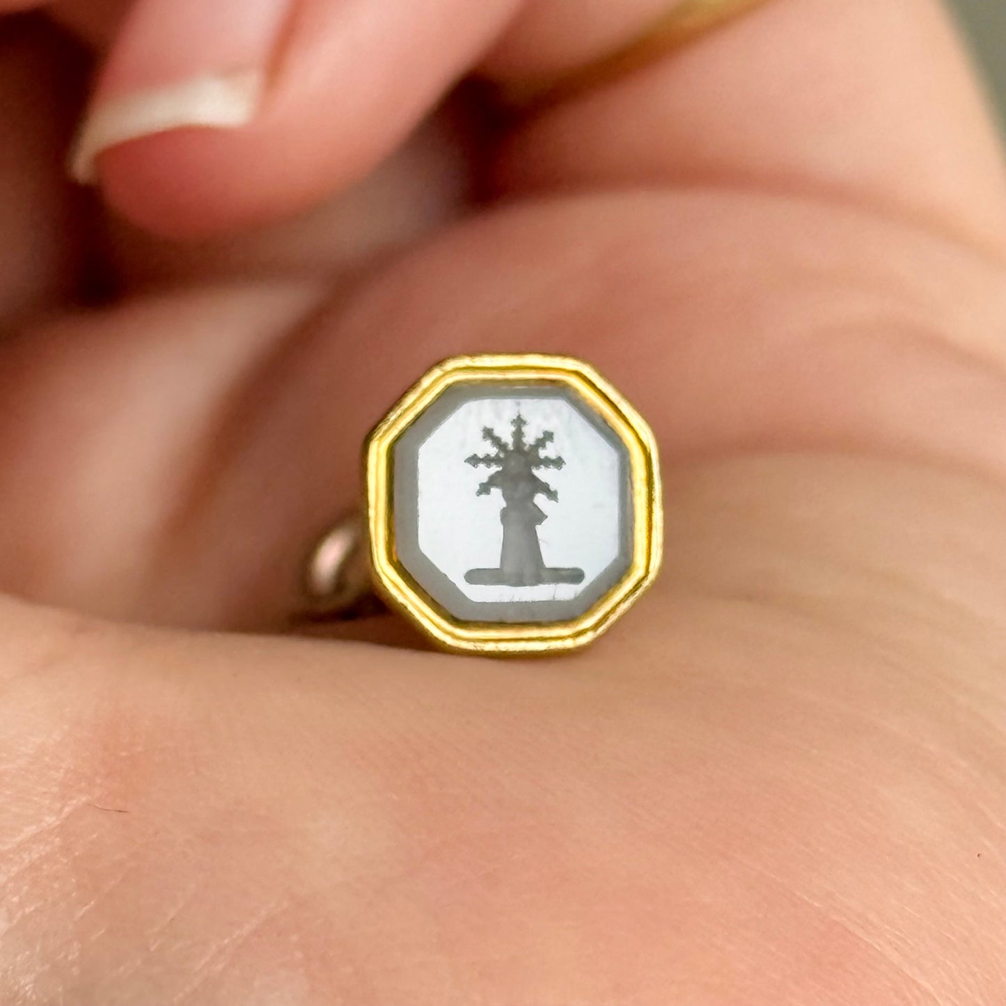 Victorian 15 Carat Gold & Agate Intaglio Watch Winder Fob Pendant; Circa 19th Century