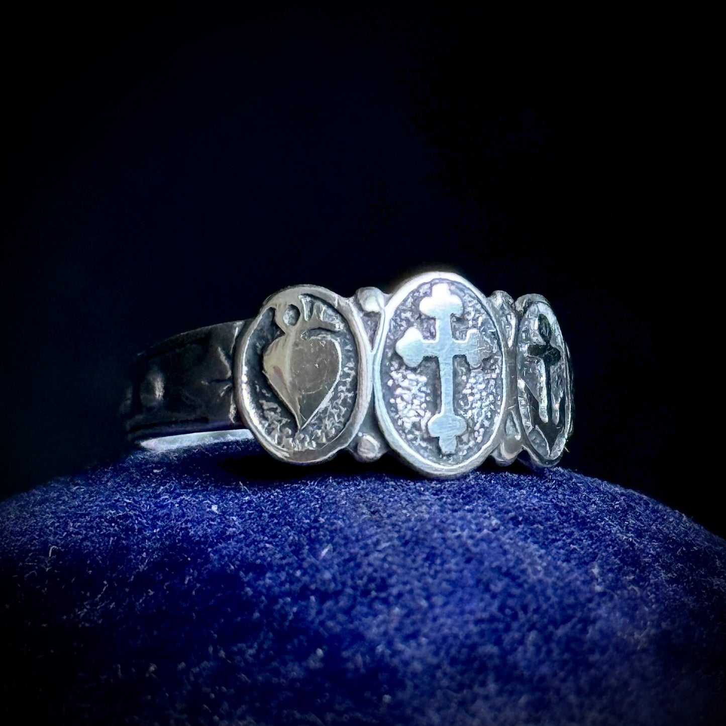Antique Faith, Hope & Charity Ring in Silver; Circa 1920