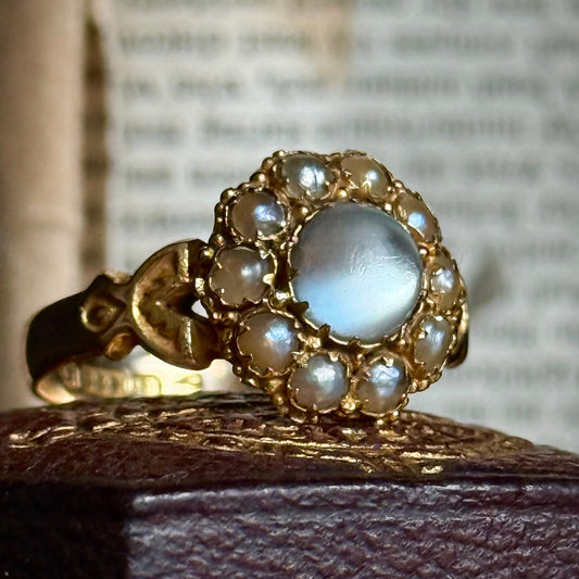 Antique Moonstone & Pearl Ring in 15 Carat Gold