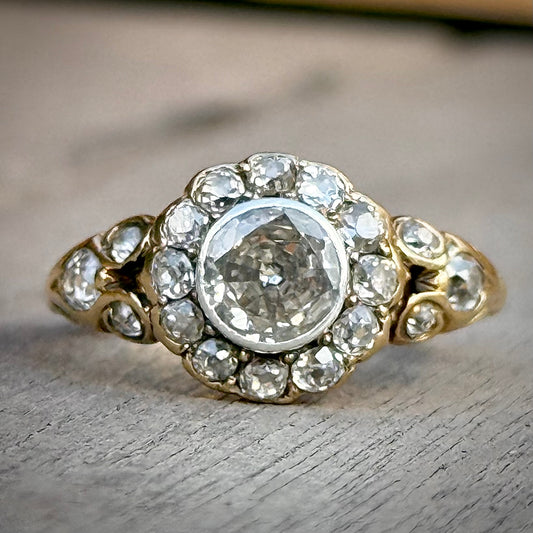 Boxed Vintage Old Cut Diamond Cluster Ring in 18 Carat Gold