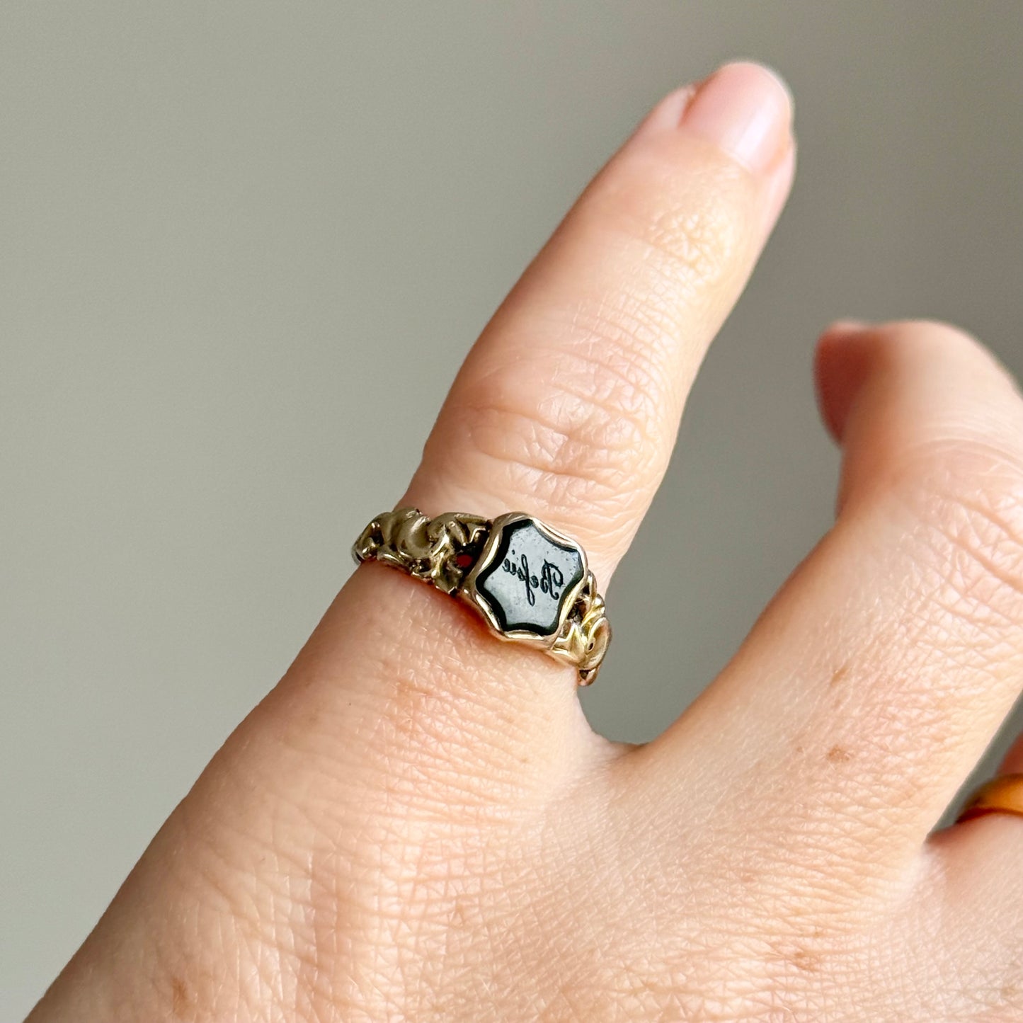 Georgian Bloodstone Signet Ring with “Betsie” Inscription in 9 Carat Gold