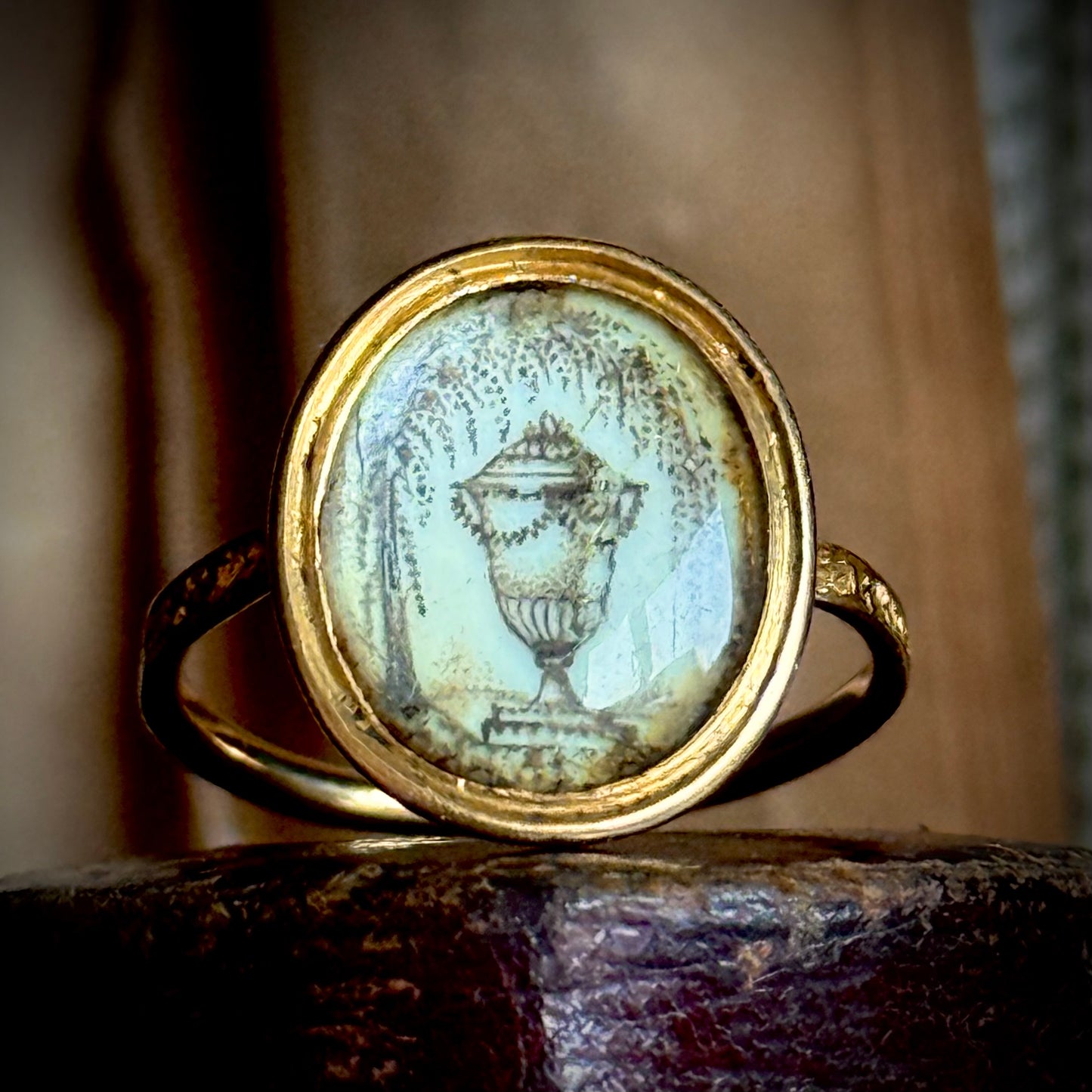 Georgian Mourning Ring in 18 Carat Gold; Circa 1779