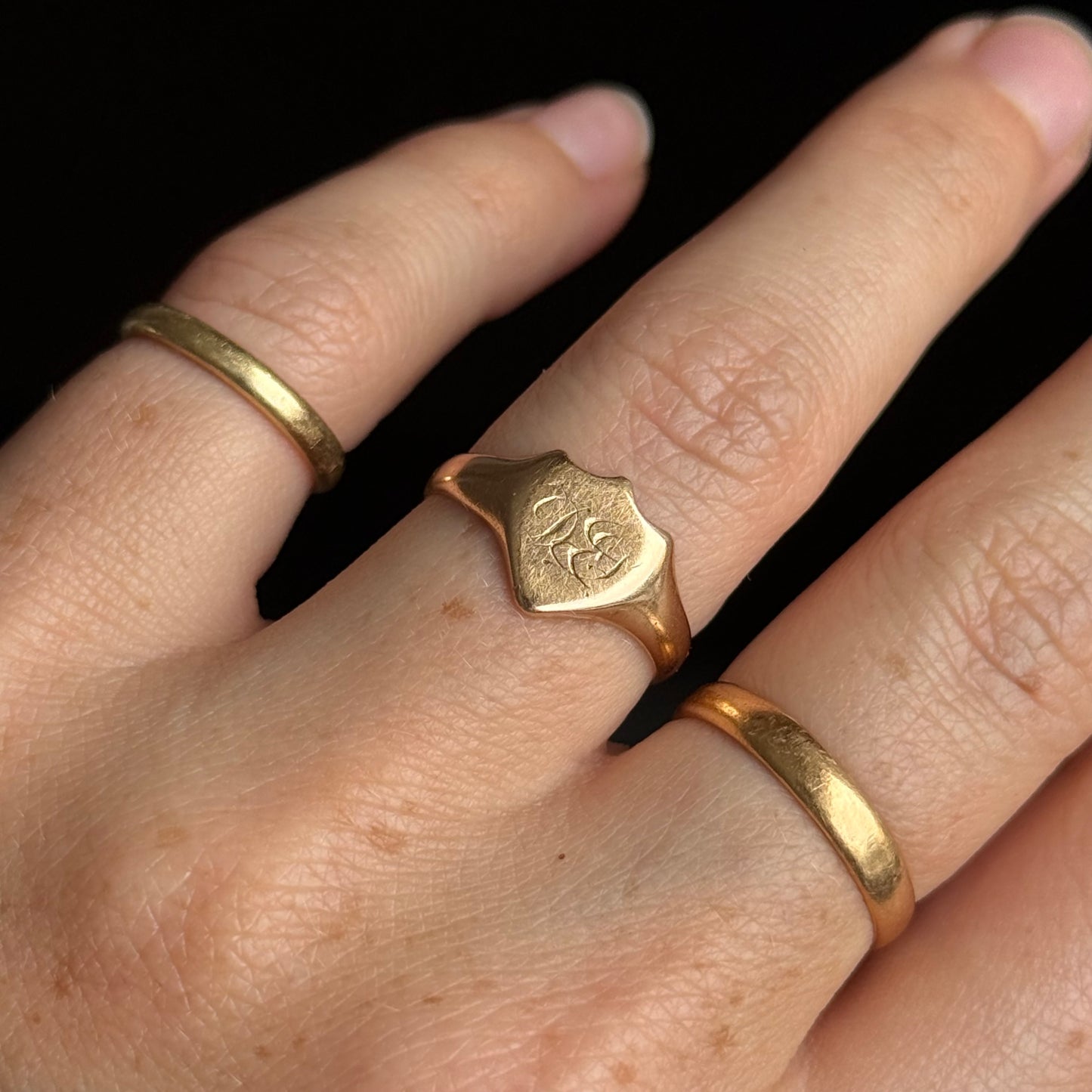 Antique Shield Signet Ring in 18 Carat Gold; Circa 1914