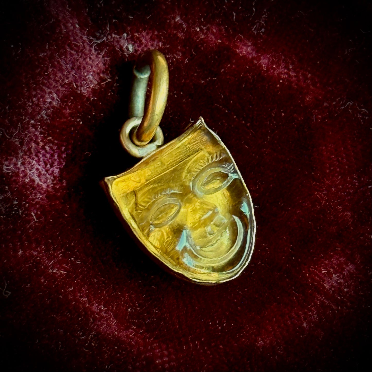 Antique Carved Citrine Comedy Mask Pendant in 18 Carat Gold