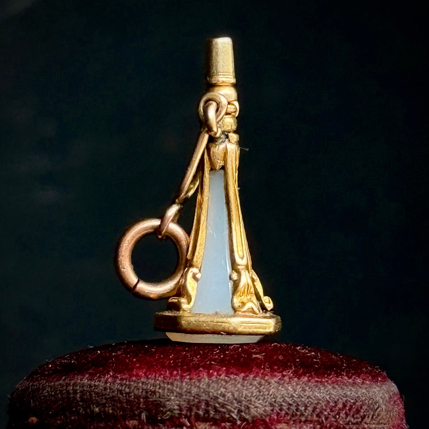 Victorian 15 Carat Gold & Agate Intaglio Watch Winder Fob Pendant; Circa 19th Century