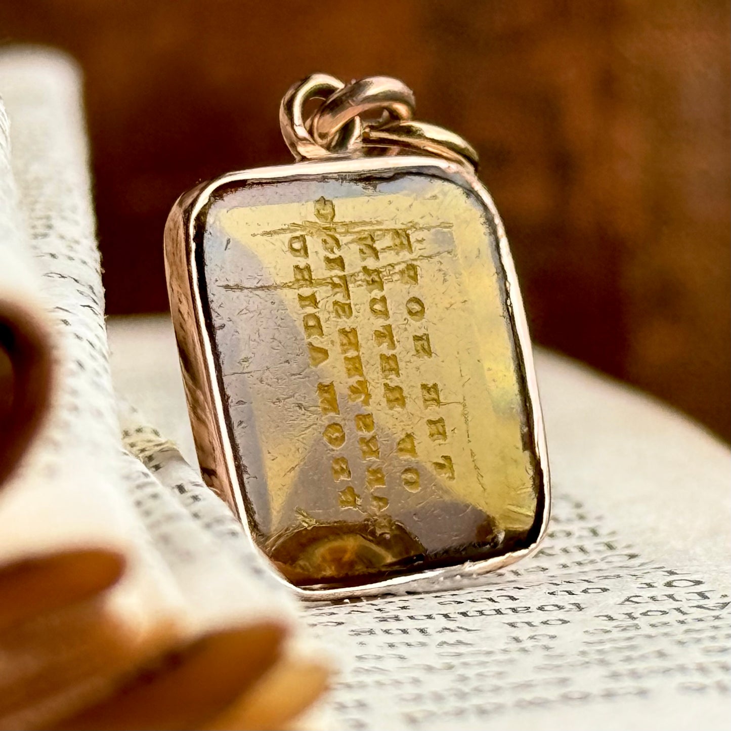 Antique Sentimental Intaglio Pendant in 9 carat Gold