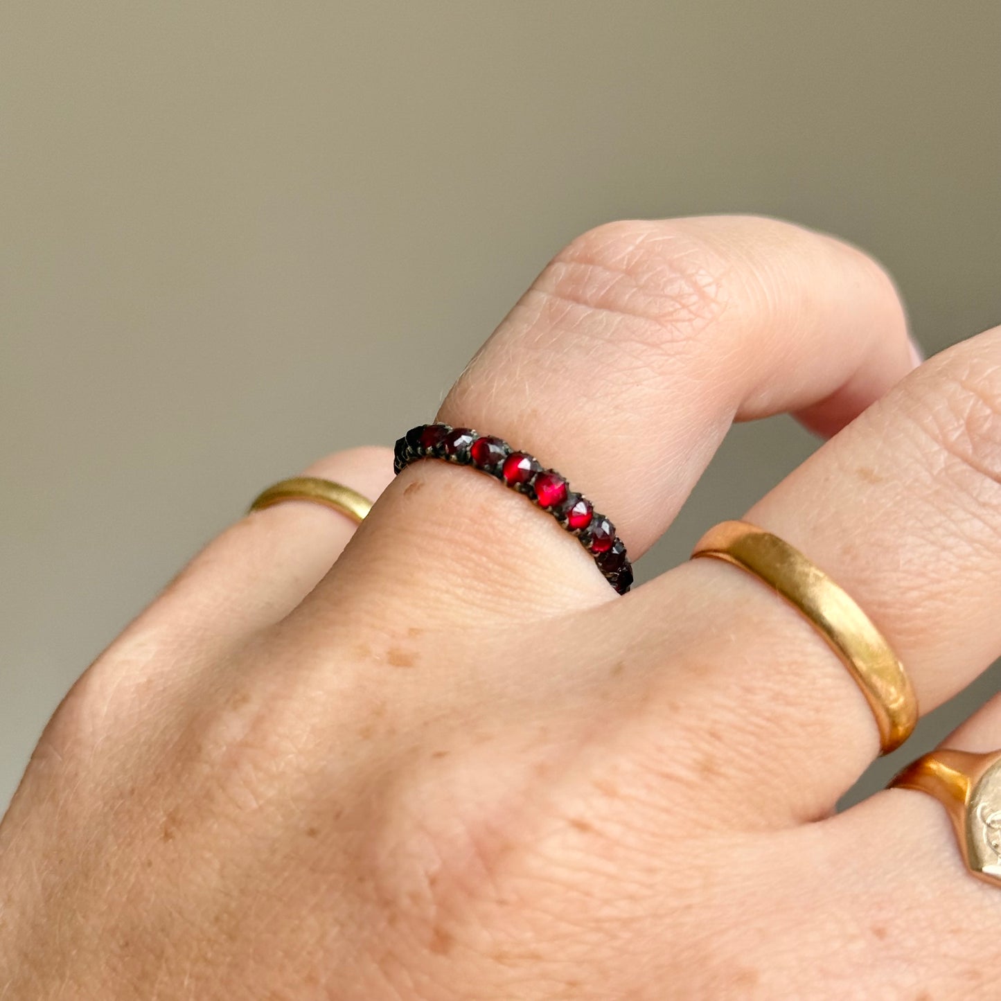Early Victorian Garnet Eternity Ring; Circa 1830