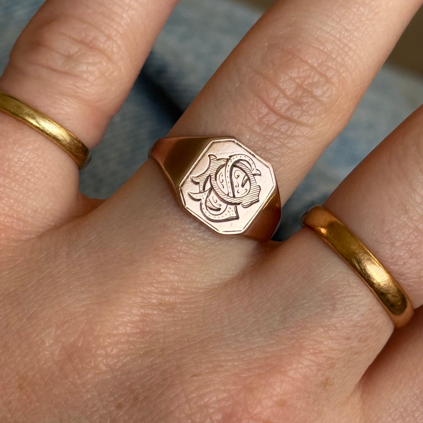 Antique Edwardian Monogram Signet Ring in 9 Carat Gold