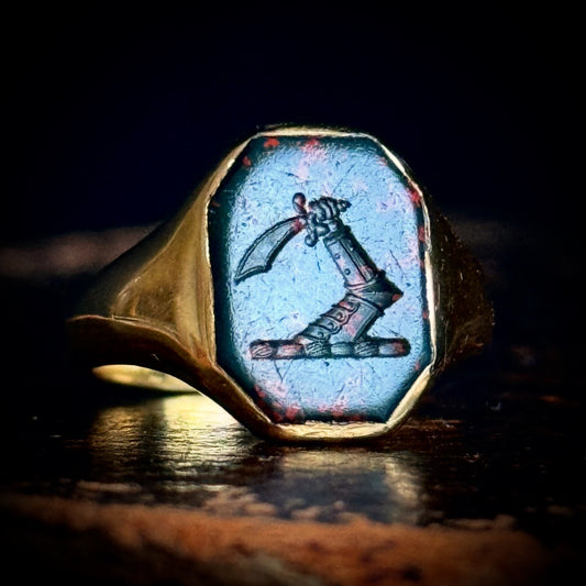 Antique Bloodstone Heraldic Signet Ring in 18 Carat Gold; Circa 1890