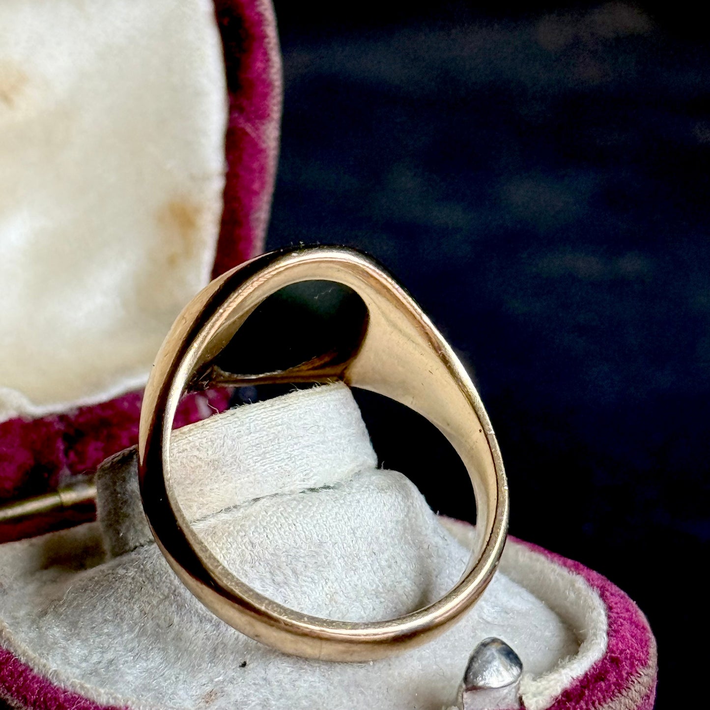 Bloodstone Boars Head Signet Ring in 9 Carat Gold, Circa 1936