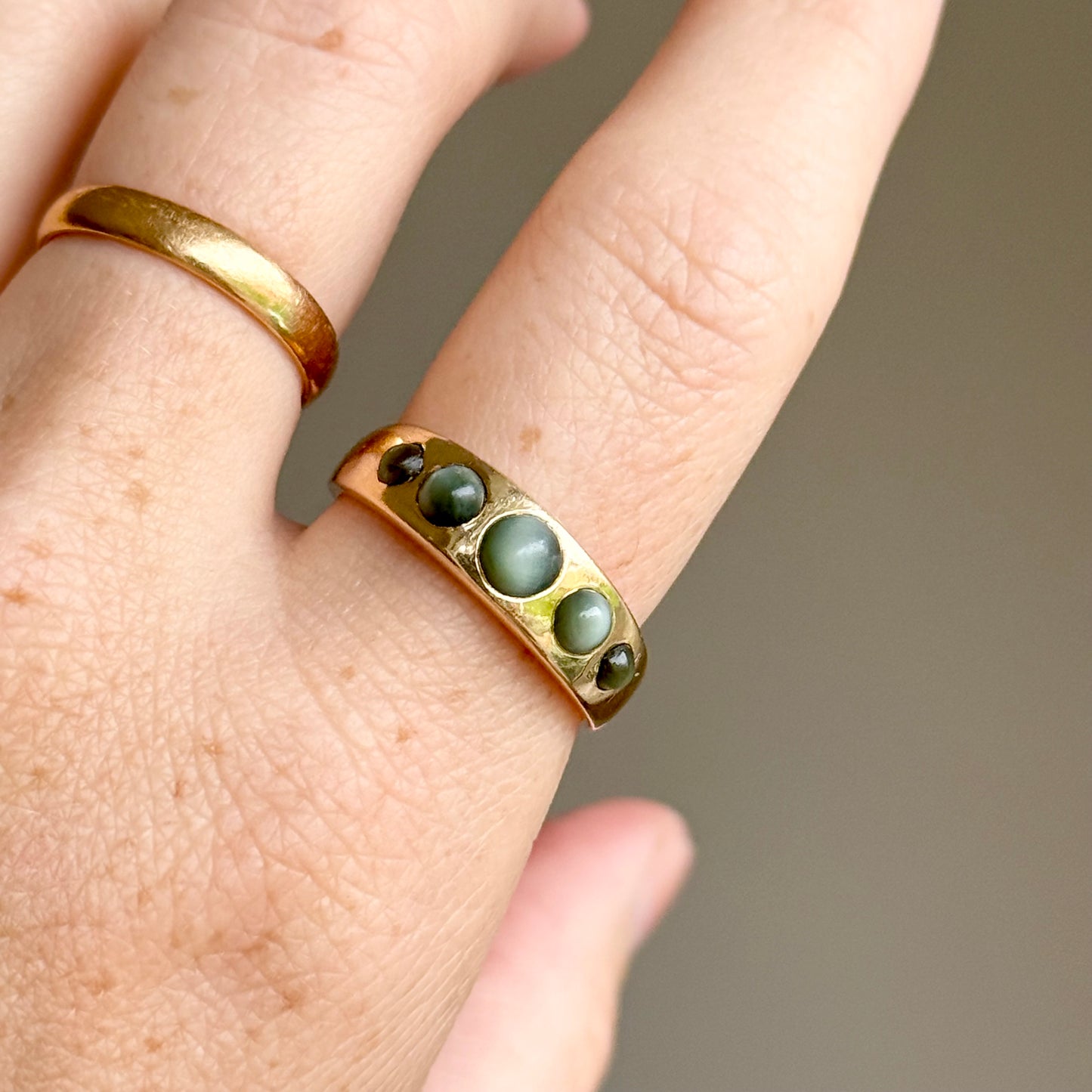Victorian Chrysoberyl Gypsy Ring in 18 Carat Gold; Circa 1880