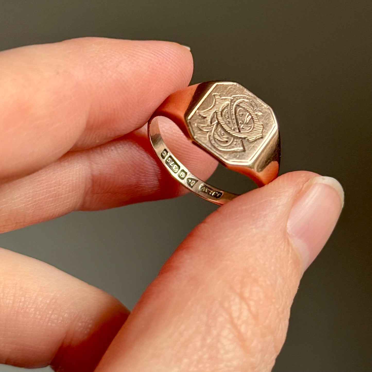 Antique Edwardian Monogram Signet Ring in 9 Carat Gold