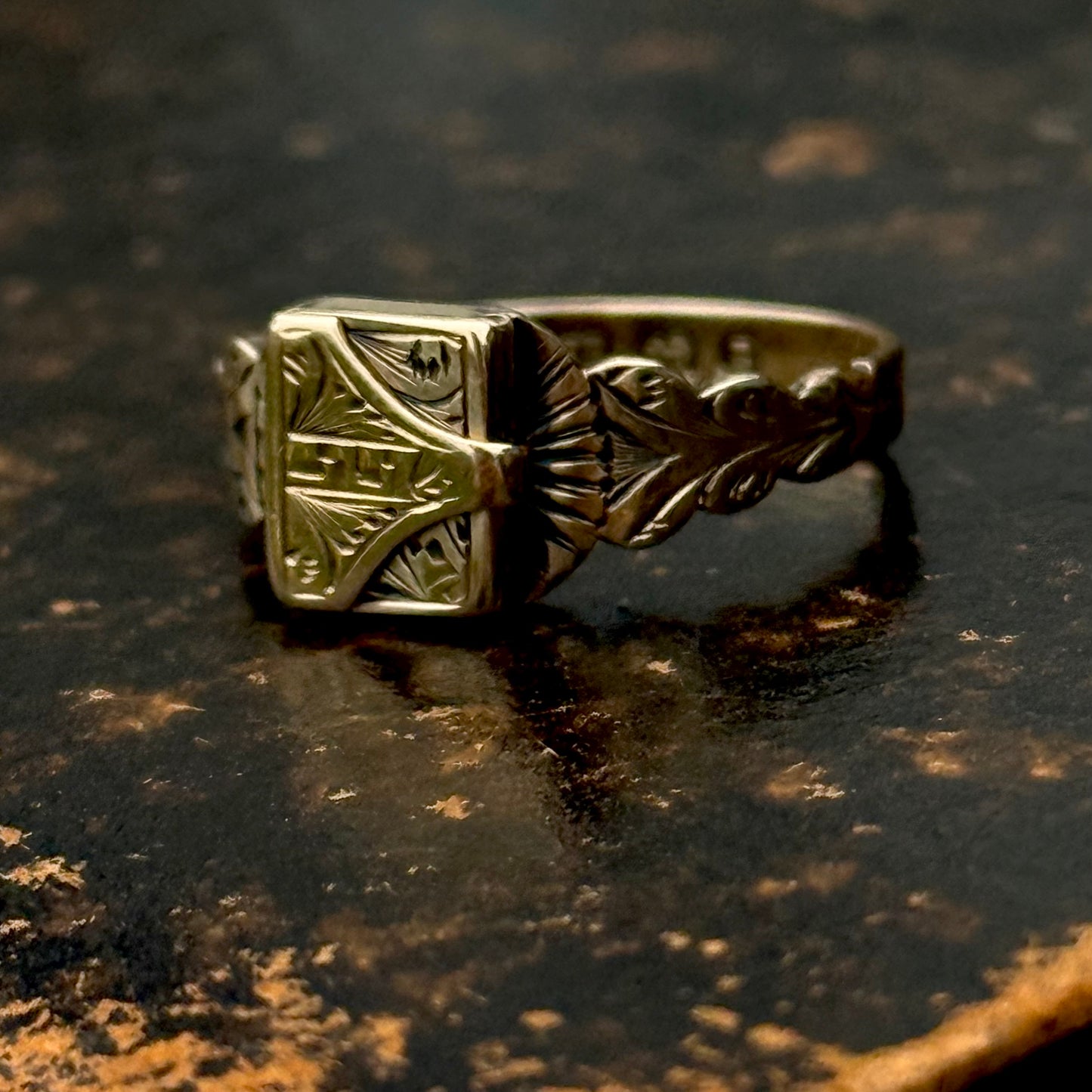 Antique Victorian Book Locket Ring in 9 Carat Gold
