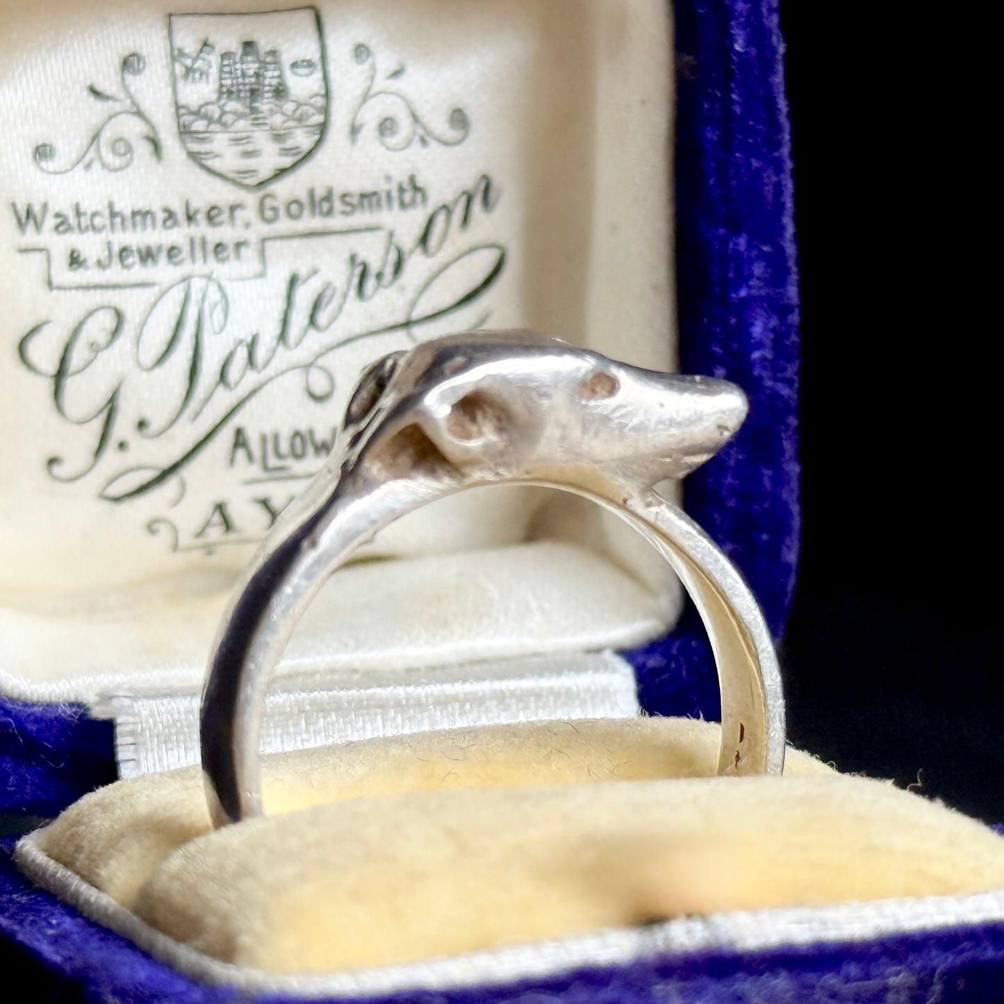 Vintage Stylised Greyhound Ring in Silver