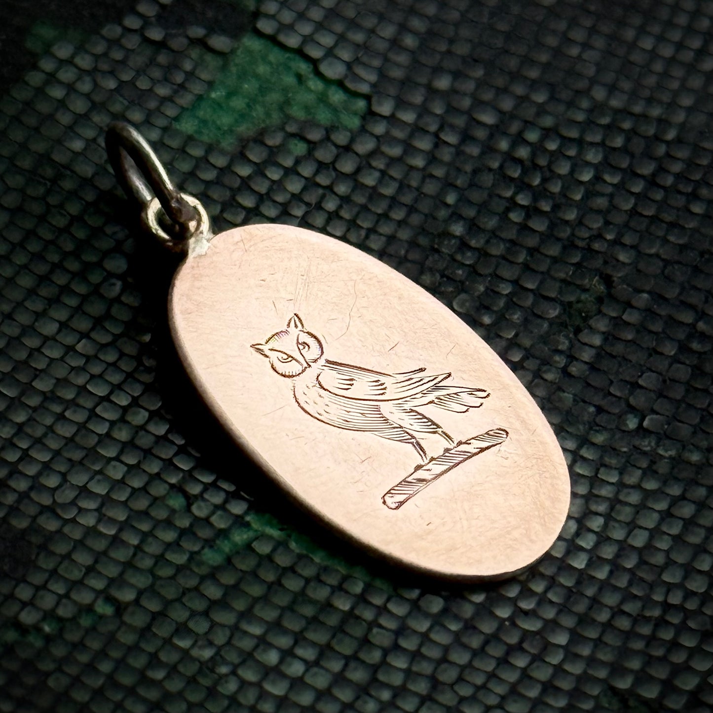 Antique 'Owl' Heraldic Pendant in 9 Carat gold (4)