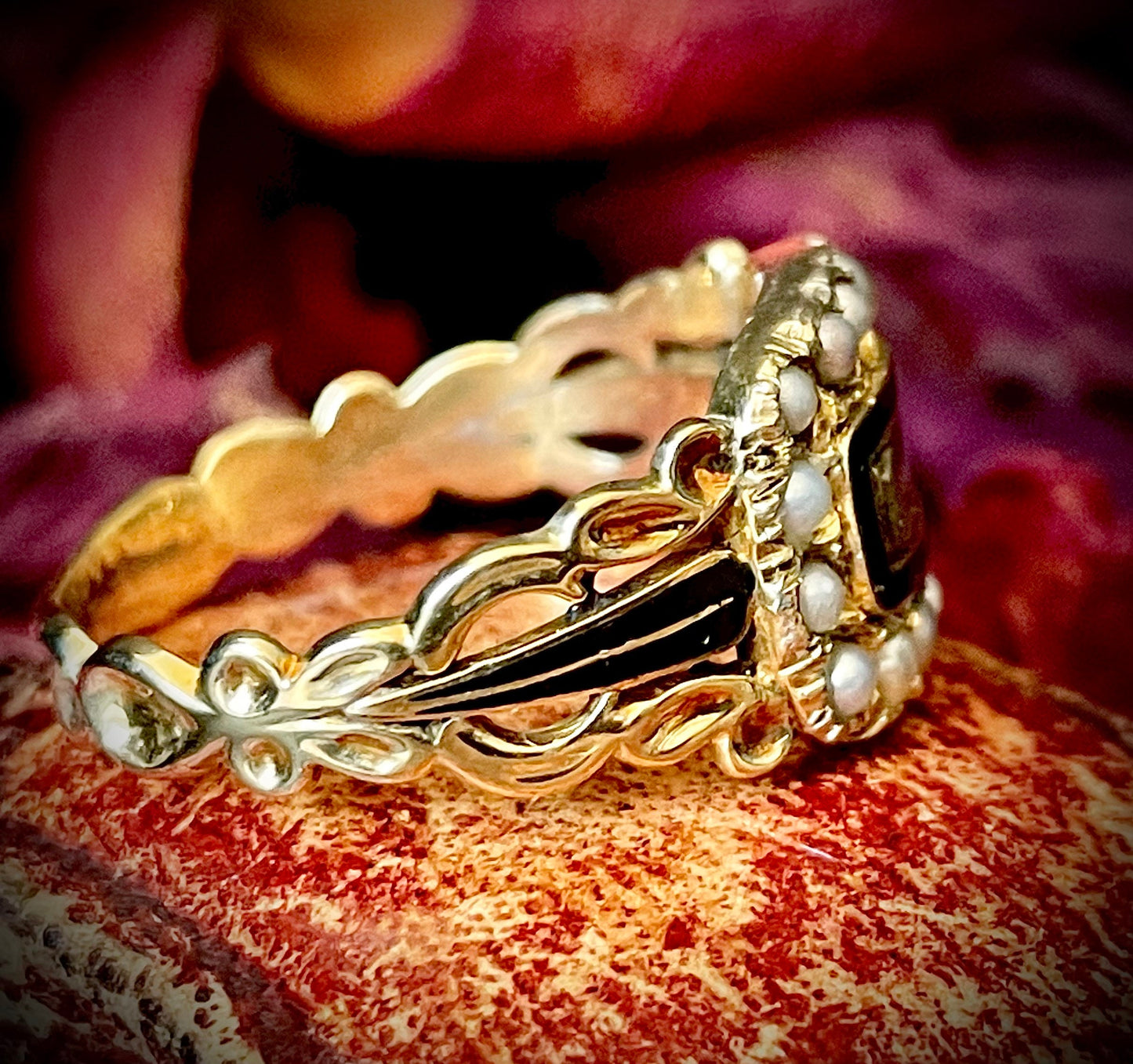 Rare Georgian Enamel & Pearl Mourning Ring in 15 Carat Gold; Circa 1810