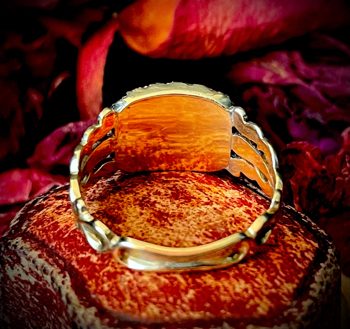 Rare Georgian Enamel & Pearl Mourning Ring in 15 Carat Gold; Circa 1810