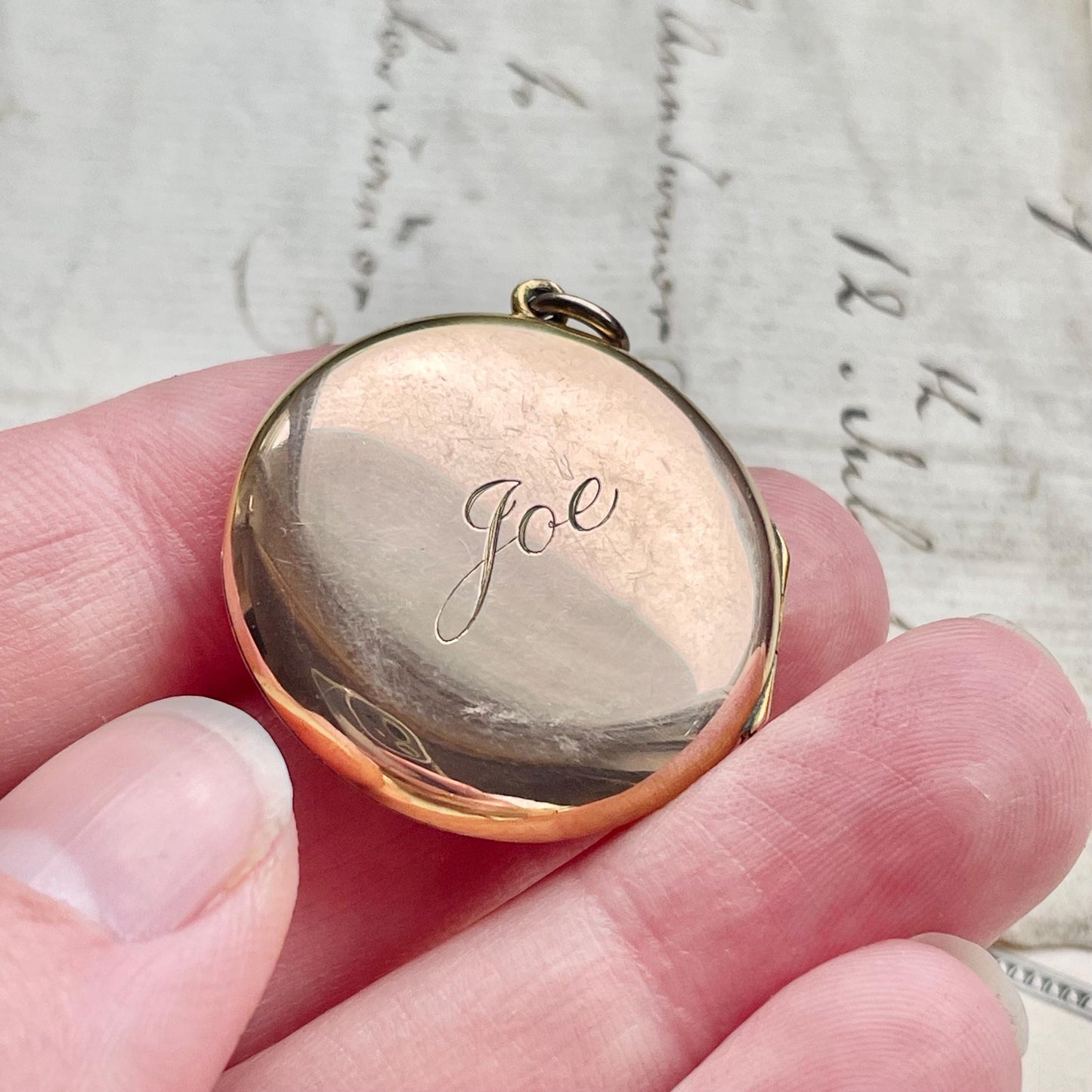 Antique 'Joe' Round Locket; Circa 1900