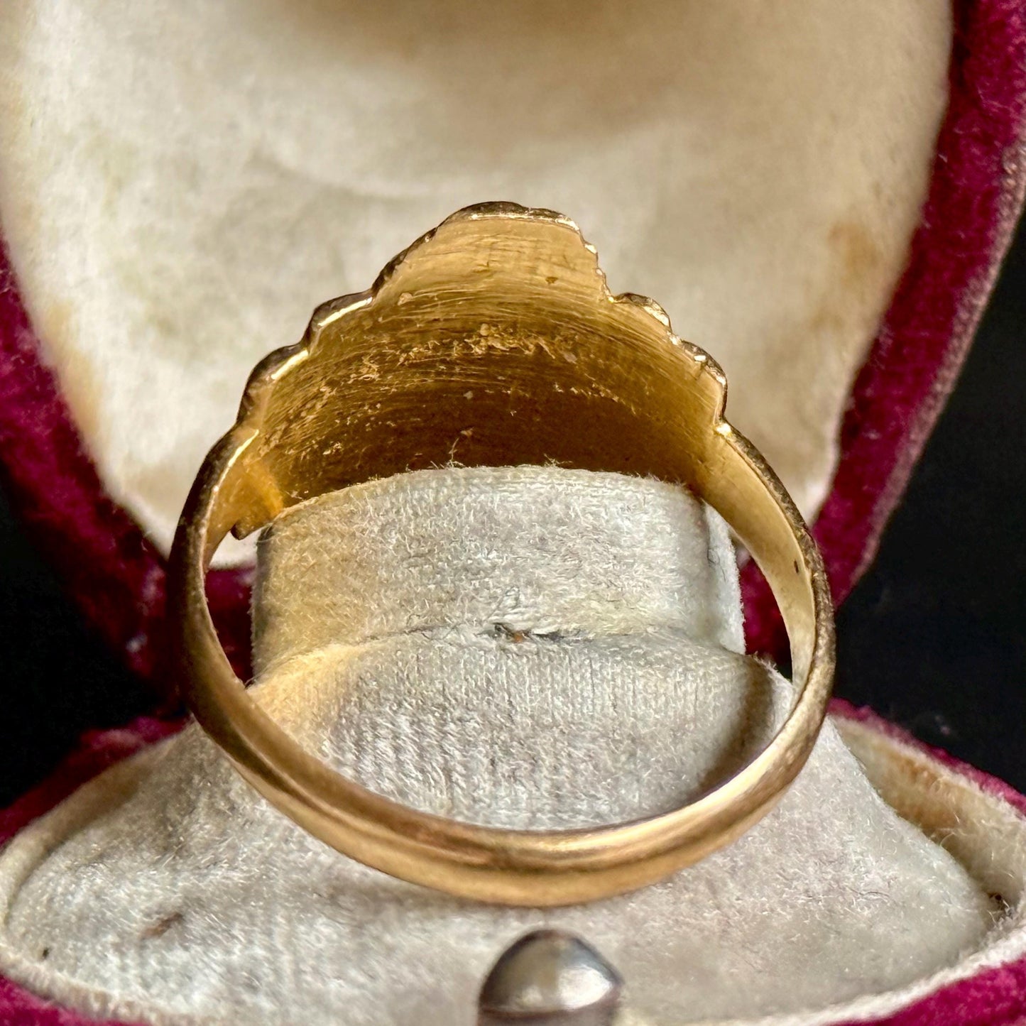 Antique Enamel Signet Ring in 18 Carat Gold; Circa 1920
